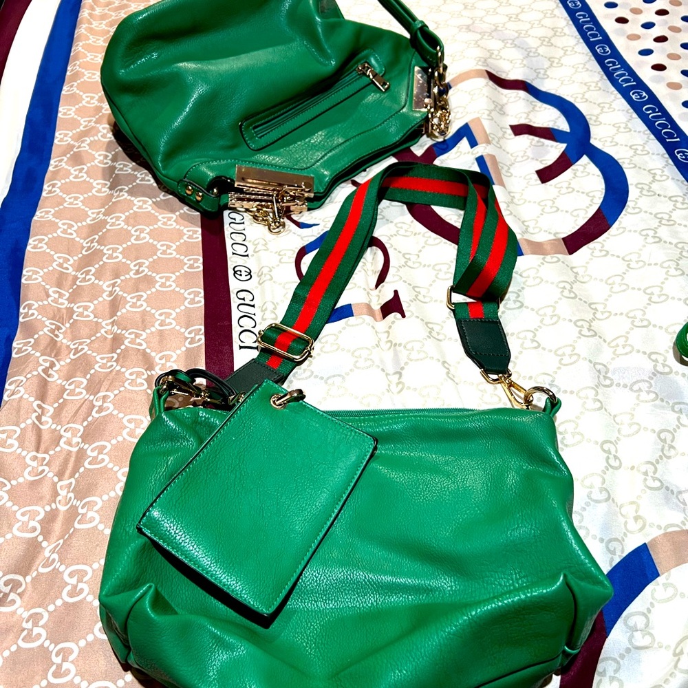 Green leather purse and cross body and change pouch.  Great condition.  Used.